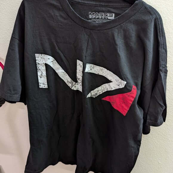 XL n7 brand new without tags Mass Effect t-shirt - Picture 2 of 2